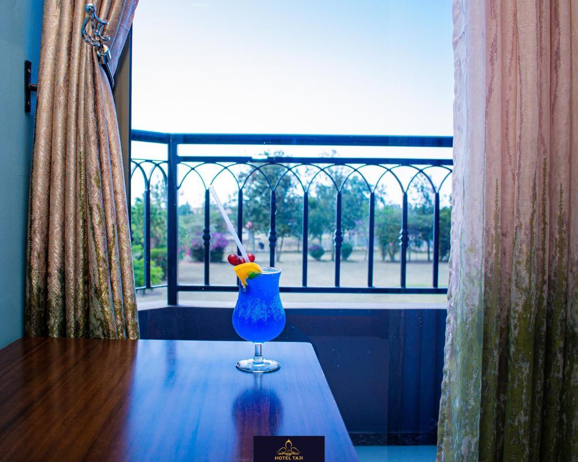 Hotel Taji Nanyuki Esterno foto
