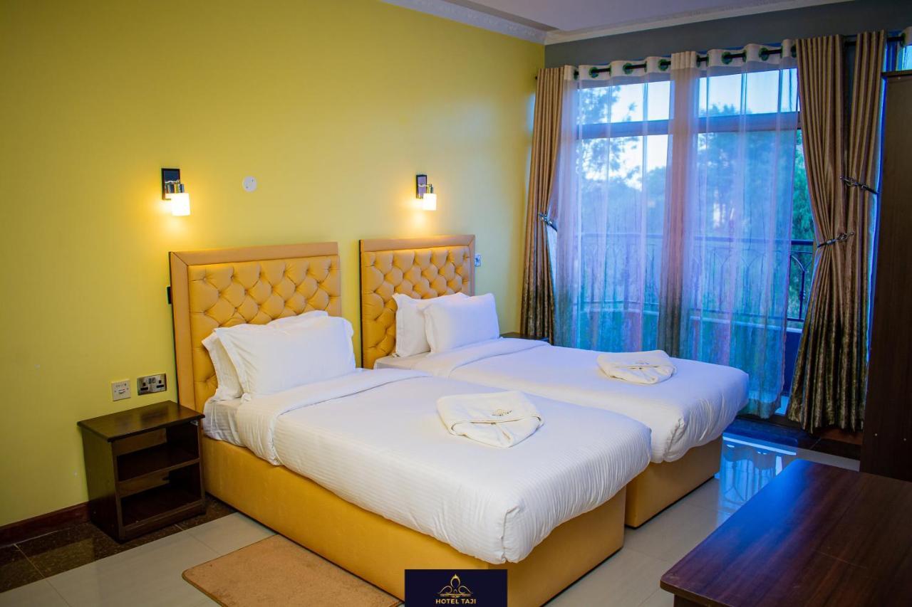 Hotel Taji Nanyuki Esterno foto