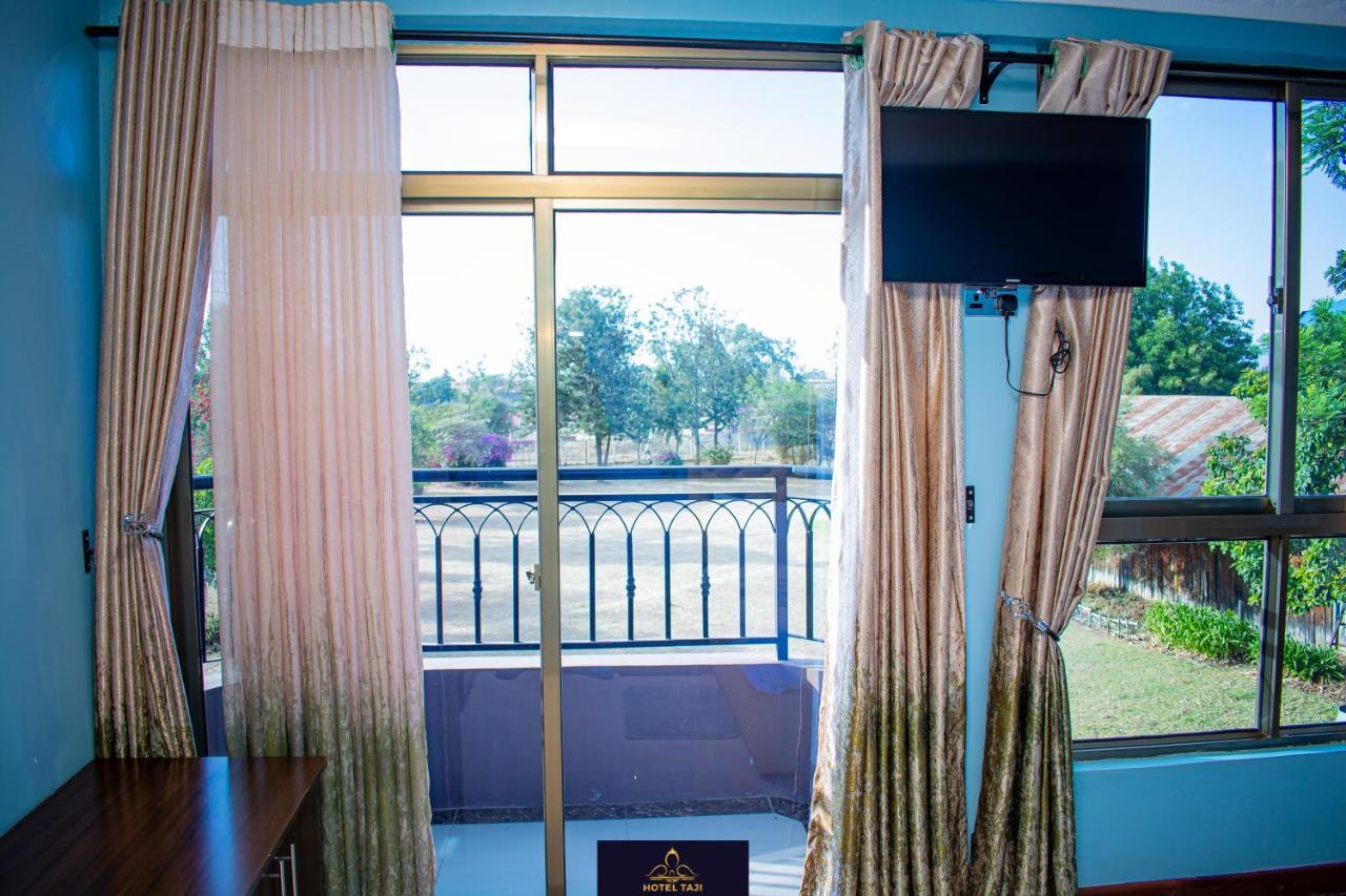 Hotel Taji Nanyuki Esterno foto