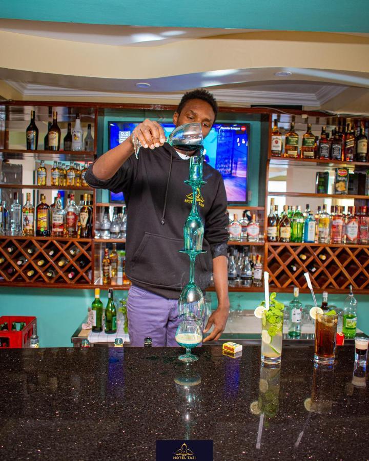 Hotel Taji Nanyuki Esterno foto